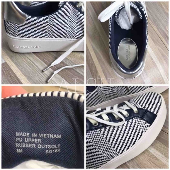 NWT Michael Kors Poppy Lace Up Diagonal Weave Navy - Picture 8 of 8